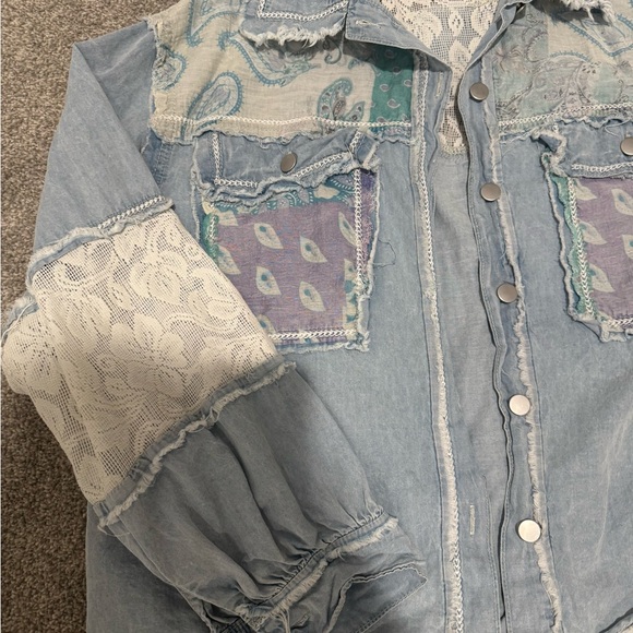 POL Mixed Patchwork Print & Light Denim Oversized Jacket - Picture 4 of 5